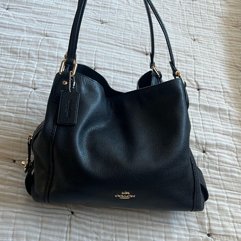 Beautiful leather Coach purse